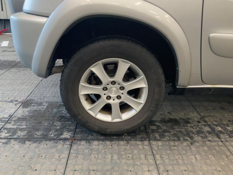 Toyota RAV 4 2.0 Sol 2005 – снимка 9