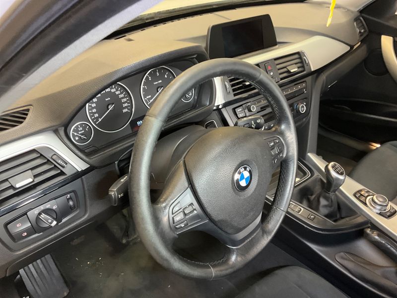 BMW 3er 320d 2015 – снимка 29