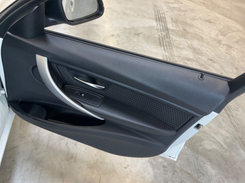 BMW 3er 320d 2015 – снимка 26