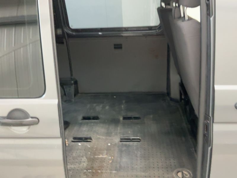 Volkswagen T5 Kombi 2.0 TDI lang 2015 – снимка 19