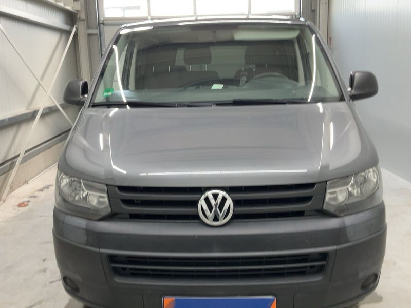 Volkswagen T5 Kombi 2.0 TDI lang 2015 – снимка 14