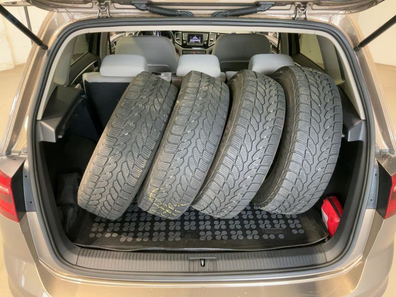 Volkswagen Golf VII Sportsvan 1.4 TSI Highline BlueMotion Tech 2014 – снимка 16