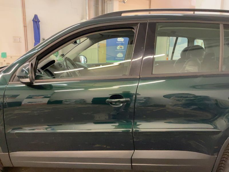 Volkswagen Tiguan 2.0 TDI Track & Field 4Motion 2010 – снимка 4