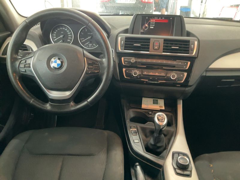 BMW 1er 118d Advantage 2017 – снимка 17