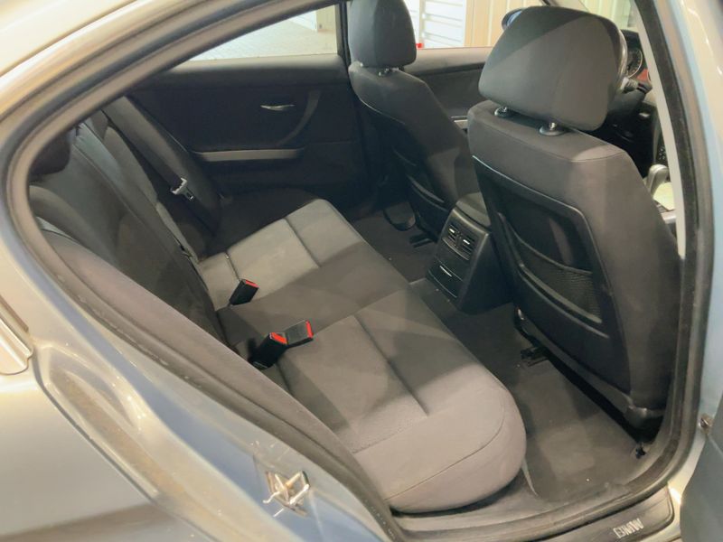 BMW 3er 325i 2005 – снимка 19