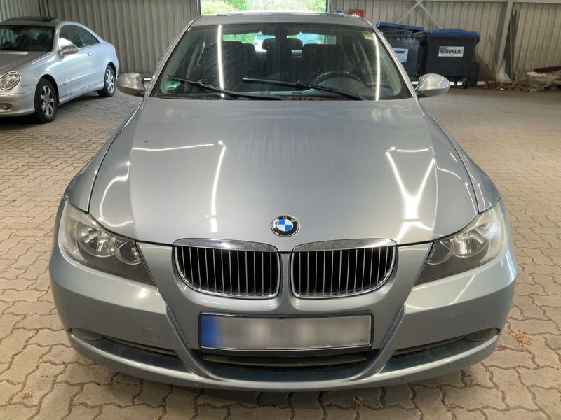 BMW 3er 325i 2005 – снимка 14