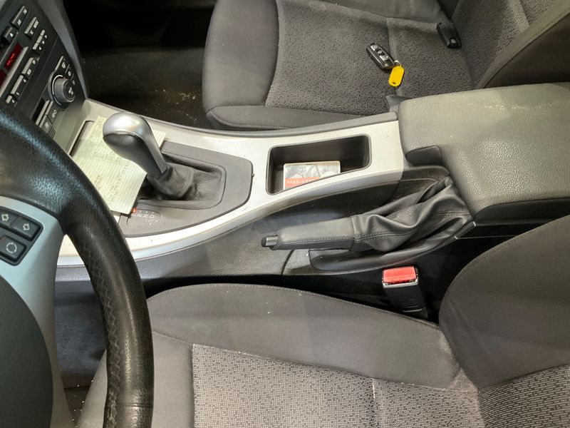 BMW 3er 325i 2005 – снимка 30