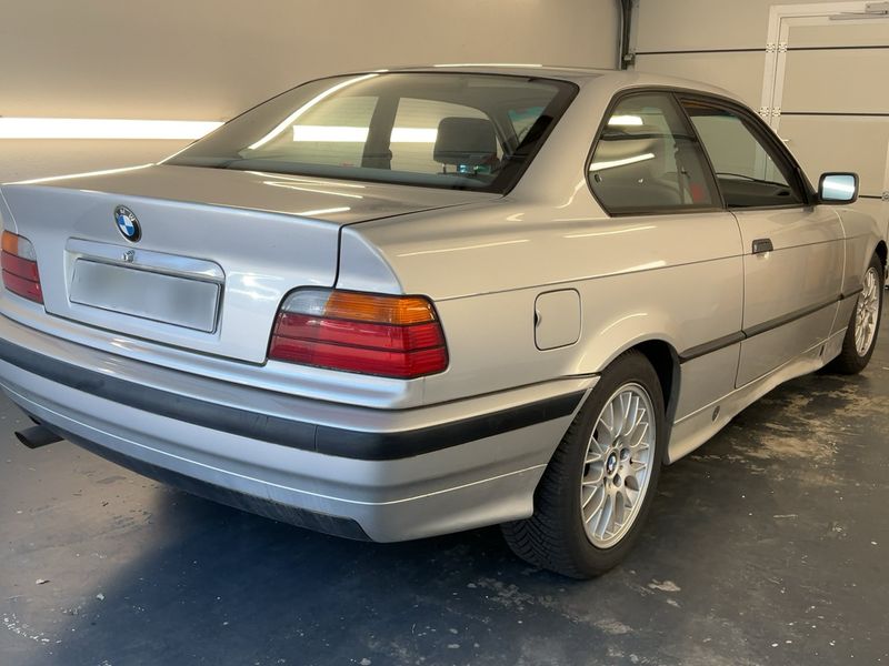 BMW 3er 320i 1993 – снимка 8