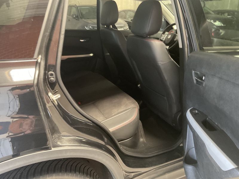 Suzuki Vitara 1.4 BoosterJet Style 4x2 2018 – снимка 19