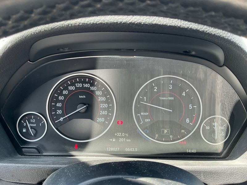 BMW 3er 318d M Sport 2016 – снимка 13