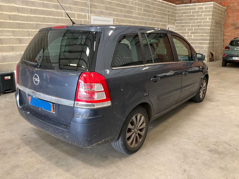 Opel Zafira 1.7 CDTI Edition "111 Jahre" 2010 – снимка 2