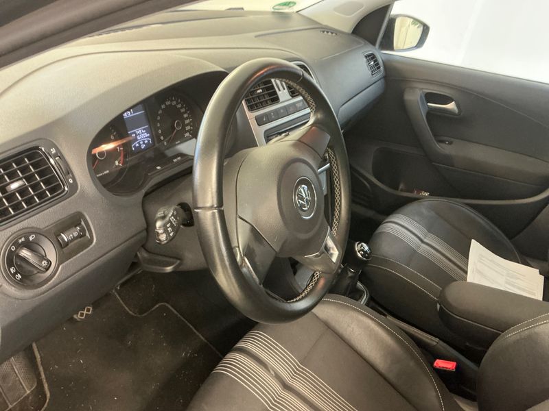 Volkswagen Polo 1.2 TSI Match 2012 – снимка 24