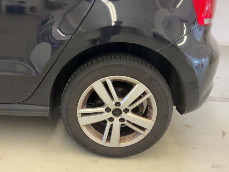 Volkswagen Polo 1.2 TSI Match 2012 – снимка 5