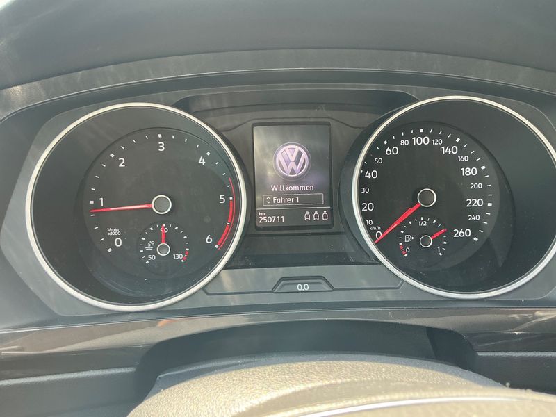 Volkswagen Tiguan 2.0 TDI Comfortline 4Motion BlueMotion Tech 2016 – снимка 19