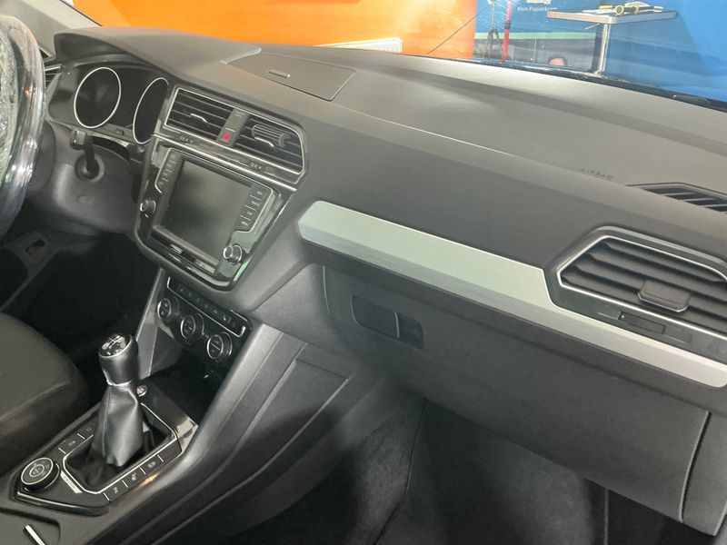 Volkswagen Tiguan 2.0 TDI Comfortline 4Motion BlueMotion Tech 2016 – снимка 35