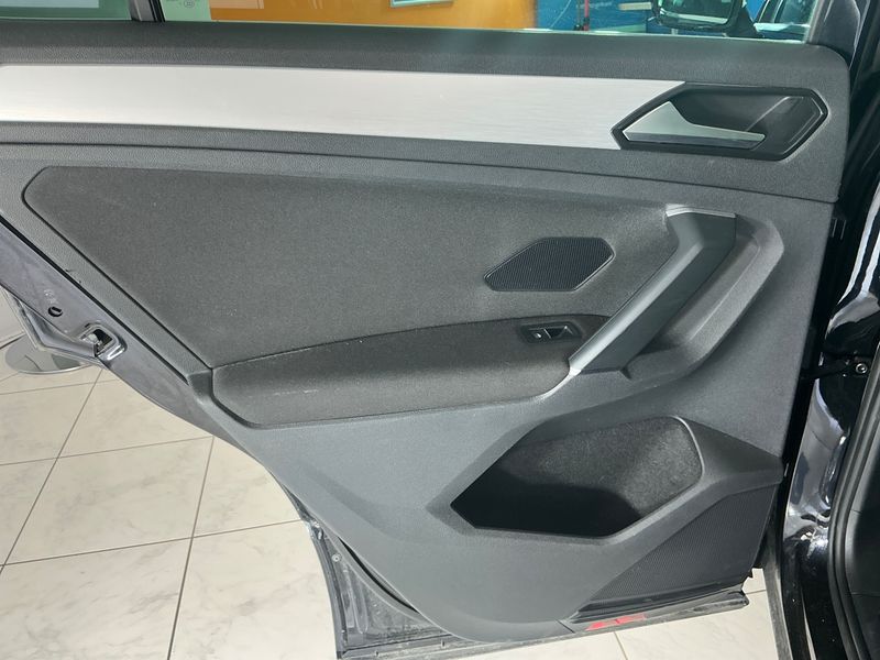 Volkswagen Tiguan 2.0 TDI Comfortline 4Motion BlueMotion Tech 2016 – снимка 31