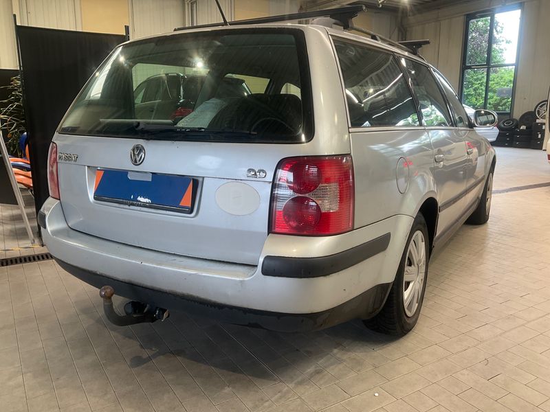 Volkswagen Passat 2.0 2005 – снимка 2