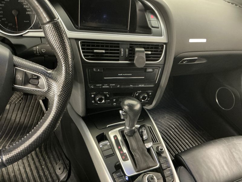 Audi A5 3.0 V6 TDI quattro 2009 – снимка 26