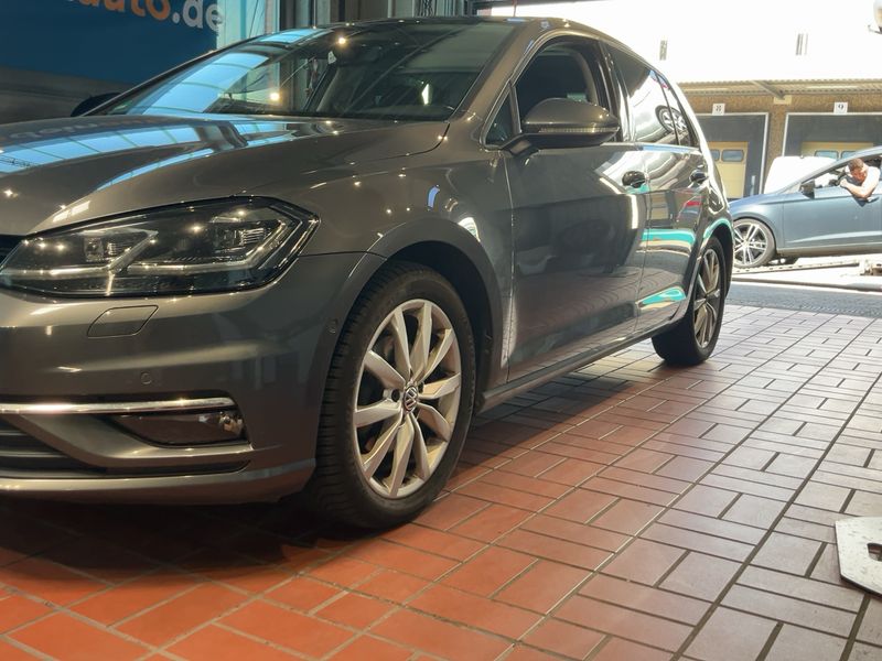 Volkswagen Golf VII 1.4 TSI Highline BlueMotion Tech 2017 – снимка 2