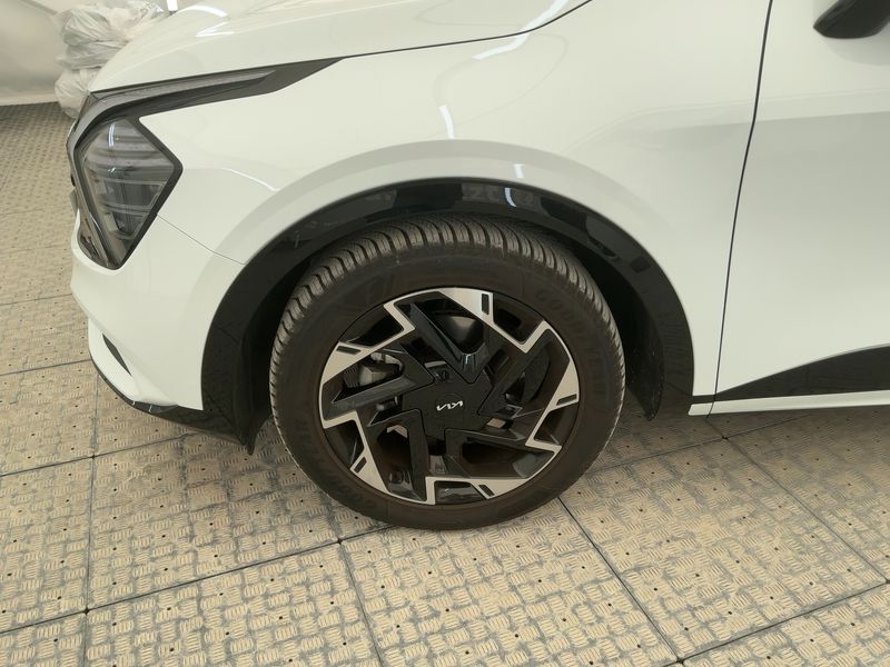Kia Sportage 1.6 CRDi Mild-Hybrid GT-Line 4WD 2024 – снимка 3