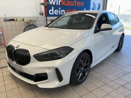 BMW 1er 120i M Sport 2023 – снимка 1