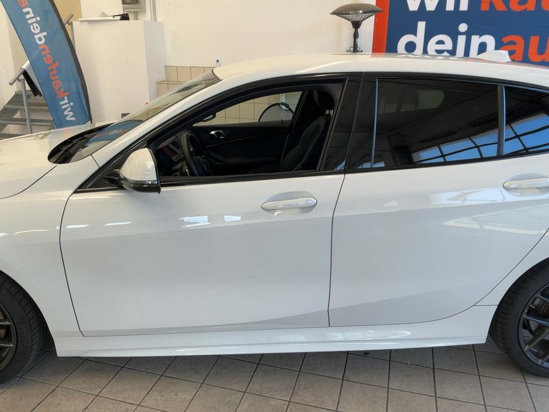 BMW 1er 120i M Sport 2023 – снимка 4