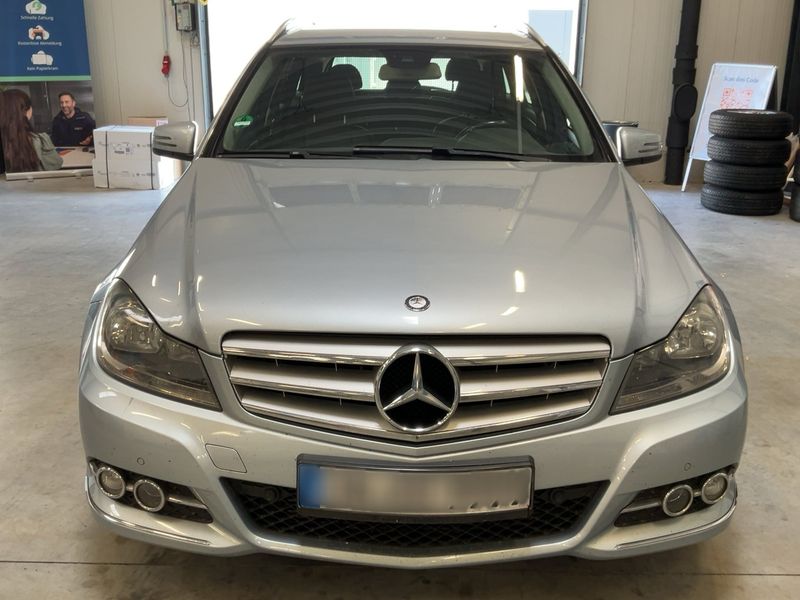 Mercedes-Benz C-Klasse C 220 CDI T BlueEfficiency Avantgarde 2014 – снимка 9
