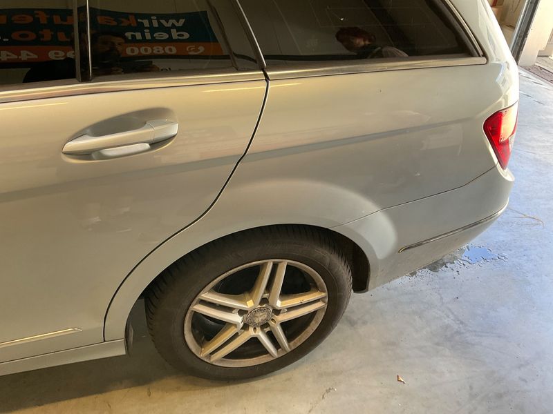 Mercedes-Benz C-Klasse C 220 CDI T BlueEfficiency Avantgarde 2014 – снимка 42