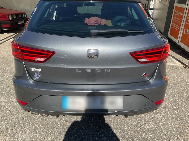 Seat Leon 2.0 TDI FR 2018 – снимка 28
