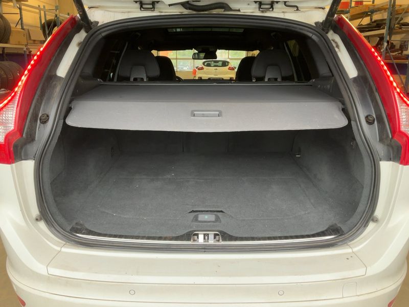 Volvo XC60 2.4 D4 Momentum AWD 2013 – снимка 15