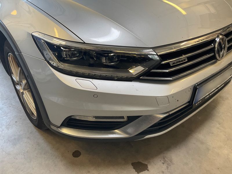 Volkswagen Passat Alltrack 2.0 TDI 4Motion BlueMotion Tech 2017 – снимка 28