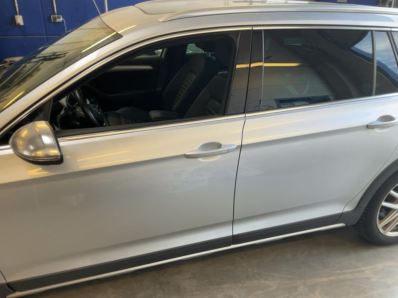 Volkswagen Passat Alltrack 2.0 TDI 4Motion BlueMotion Tech 2017 – снимка 4