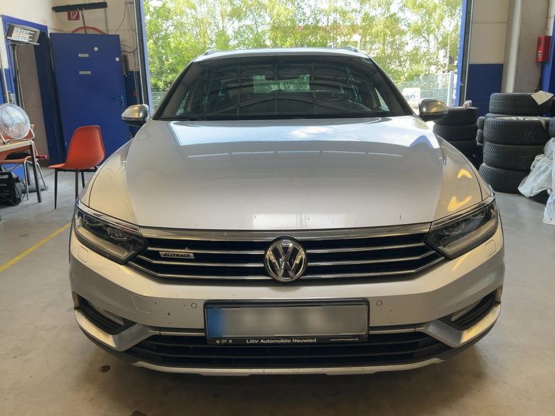 Volkswagen Passat Alltrack 2.0 TDI 4Motion BlueMotion Tech 2017 – снимка 14