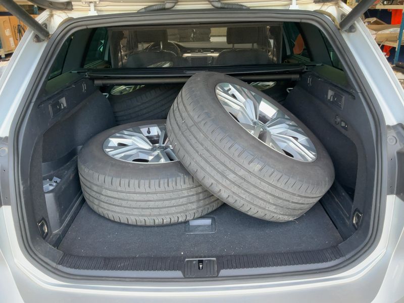 Volkswagen Passat Alltrack 2.0 TDI 4Motion BlueMotion Tech 2017 – снимка 16