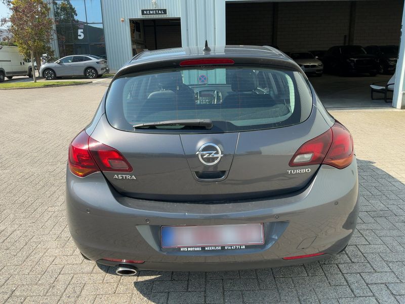 Opel Astra 1.4 Turbo Innovation 2012 – снимка 7