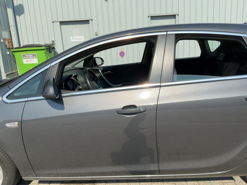 Opel Astra 1.4 Turbo Innovation 2012 – снимка 4