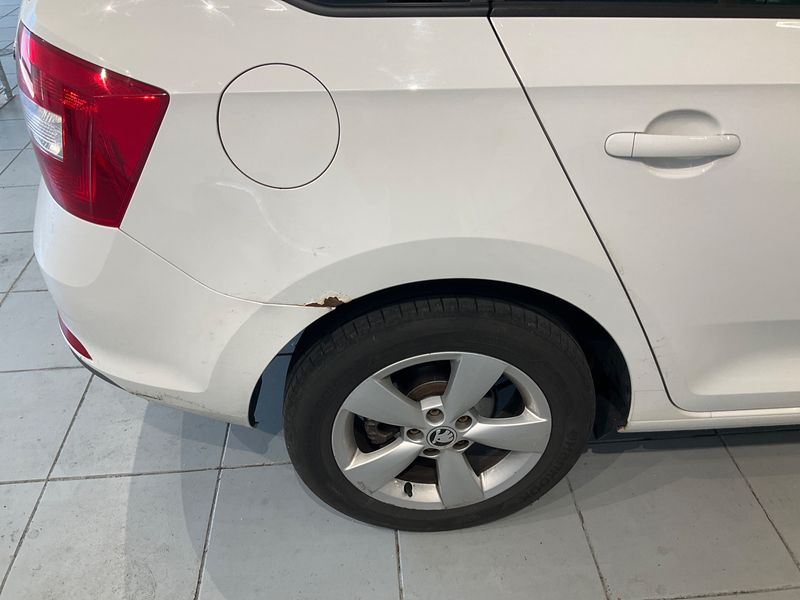 Skoda Rapid Spaceback 1.6 TDI GreenLine 2014 – снимка 24