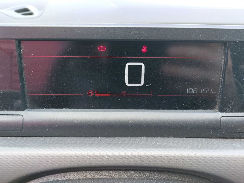 Citroen C4 Cactus 1.2 e-THP Feel 2019 – снимка 12