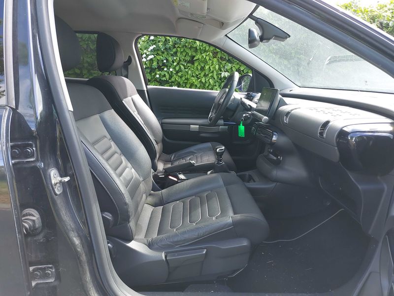 Citroen C4 Cactus 1.2 e-THP Feel 2019 – снимка 10