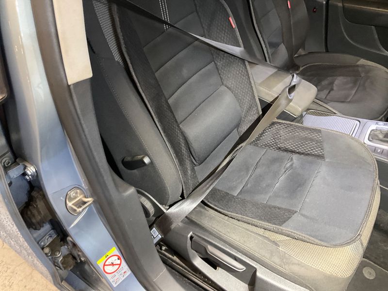 Volkswagen Passat 2.0 TSI Comfortline 2012 – снимка 30