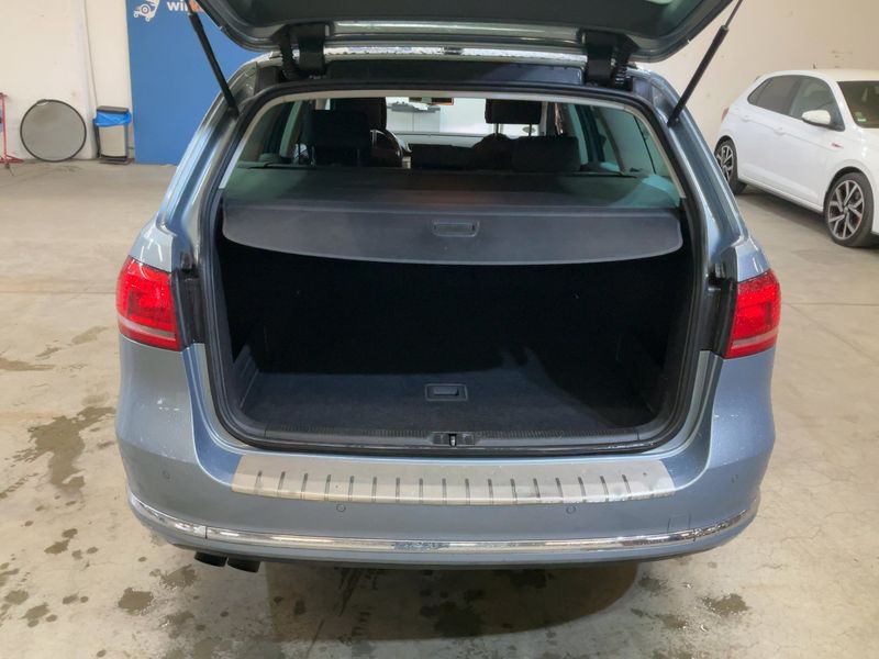 Volkswagen Passat 2.0 TSI Comfortline 2012 – снимка 15