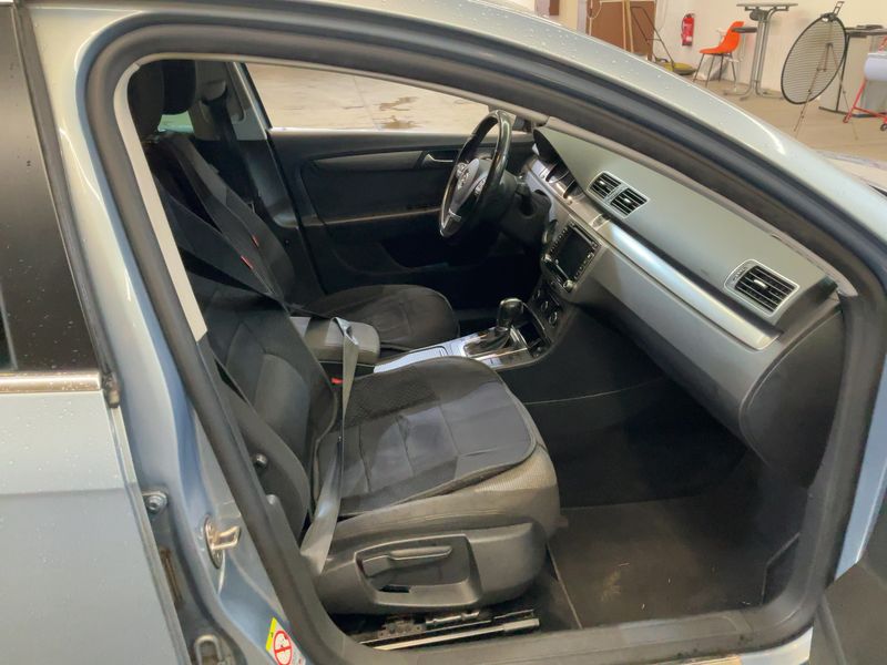 Volkswagen Passat 2.0 TSI Comfortline 2012 – снимка 16