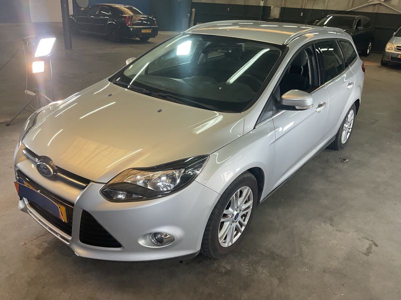 Ford Focus 1.0 EcoBoost Titanium 2012 – снимка 1