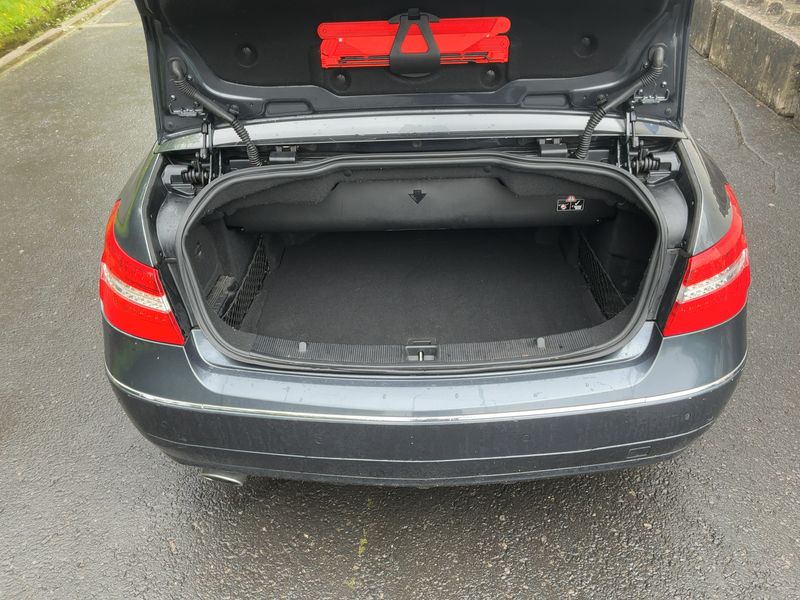 Mercedes-Benz E-Klasse E 220 CDI BlueEfficiency Avantgarde 2012 – снимка 15