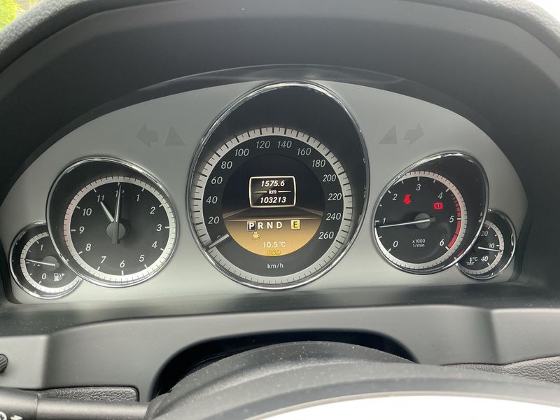 Mercedes-Benz E-Klasse E 220 CDI BlueEfficiency Avantgarde 2012 – снимка 18