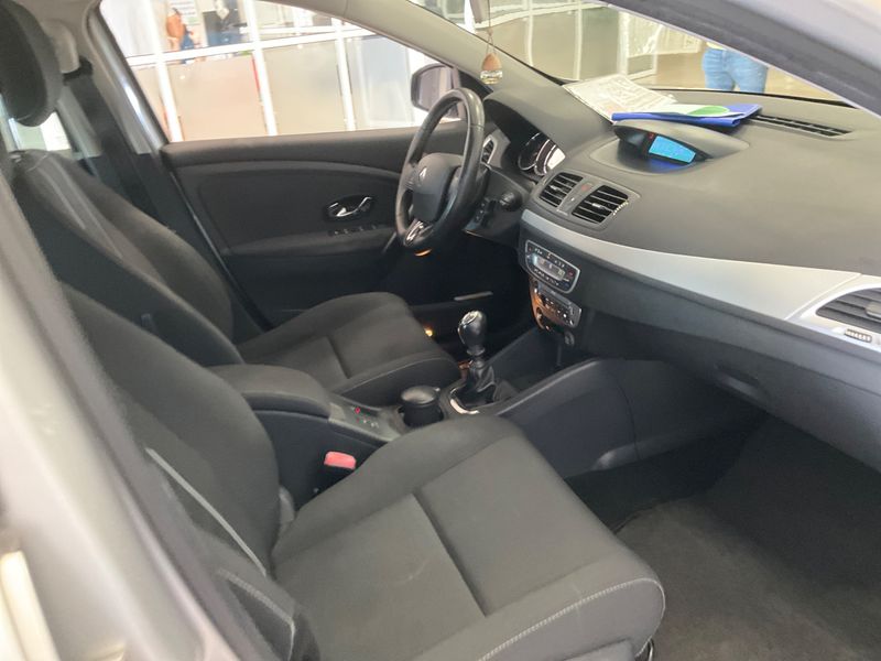 Renault Megane 1.5 dCi Dynamique 2013 – снимка 3