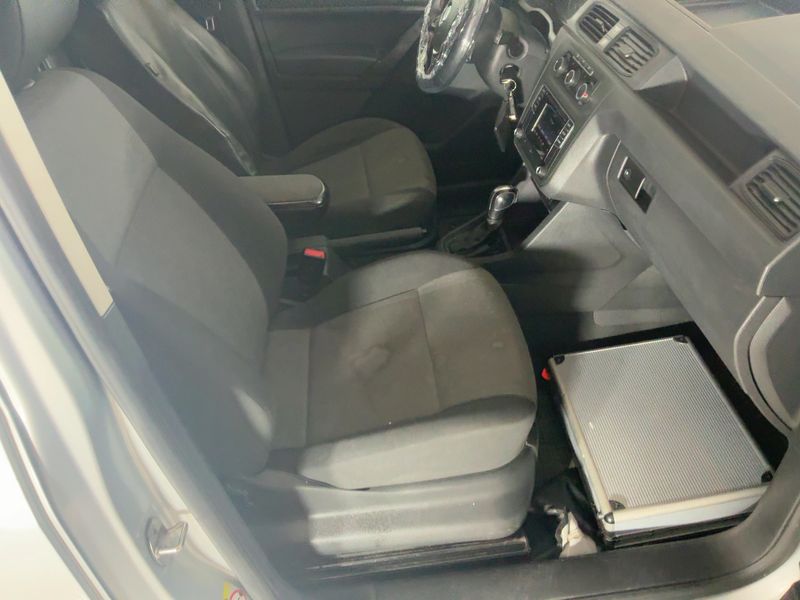 Volkswagen Caddy 2.0 TDI Kasten 4Motion BlueMotion Tech 2017 – снимка 17