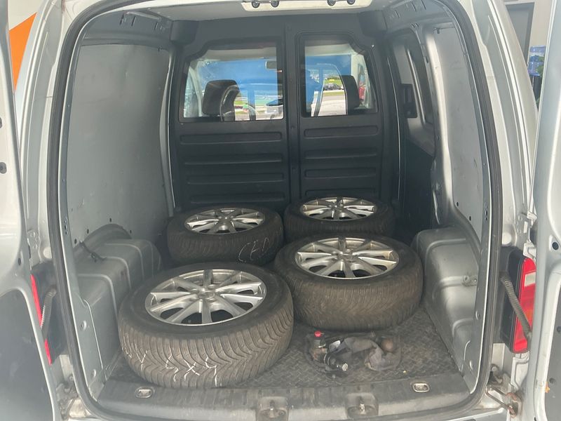 Volkswagen Caddy 2.0 TDI Kasten 4Motion BlueMotion Tech 2017 – снимка 48