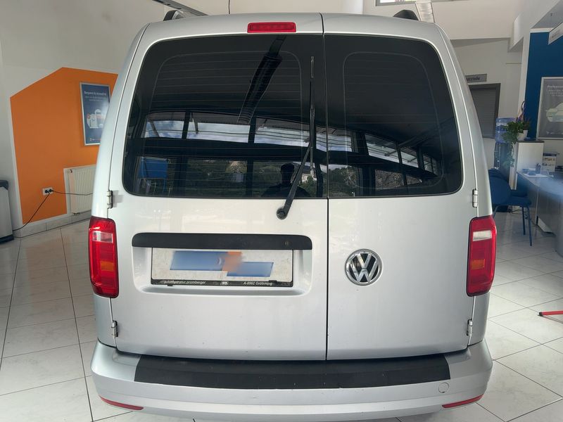 Volkswagen Caddy 2.0 TDI Kasten 4Motion BlueMotion Tech 2017 – снимка 7