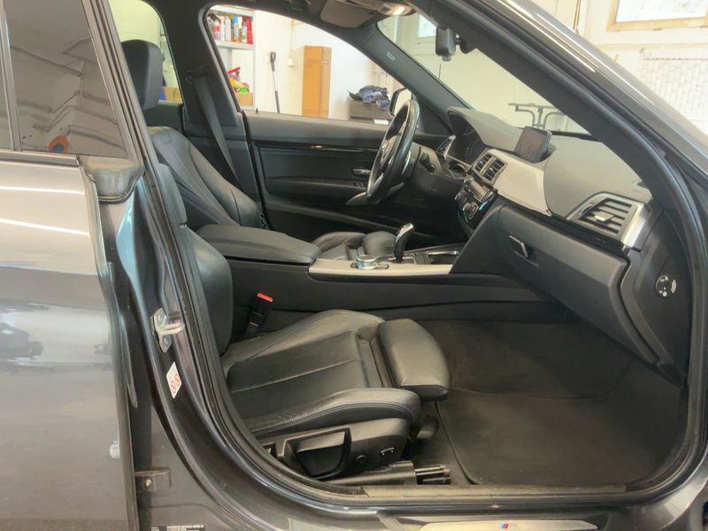 BMW 3er 320i GT xDrive M Sport 2019 – снимка 17